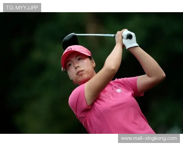 减肥新玩法！冯珊珊一年减70斤，秘诀竟是躺着瘦！，冯珊珊瘦的图片